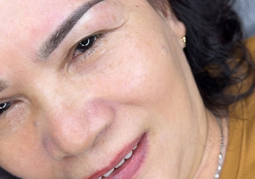 PHUN MÔI TỰ NHIÊN – CĂNG MỌNG, TRẺ TRUNG, CHUẨN MÀU